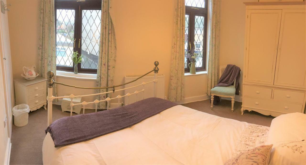 Browns Holiday Cottage Файли Екстериор снимка